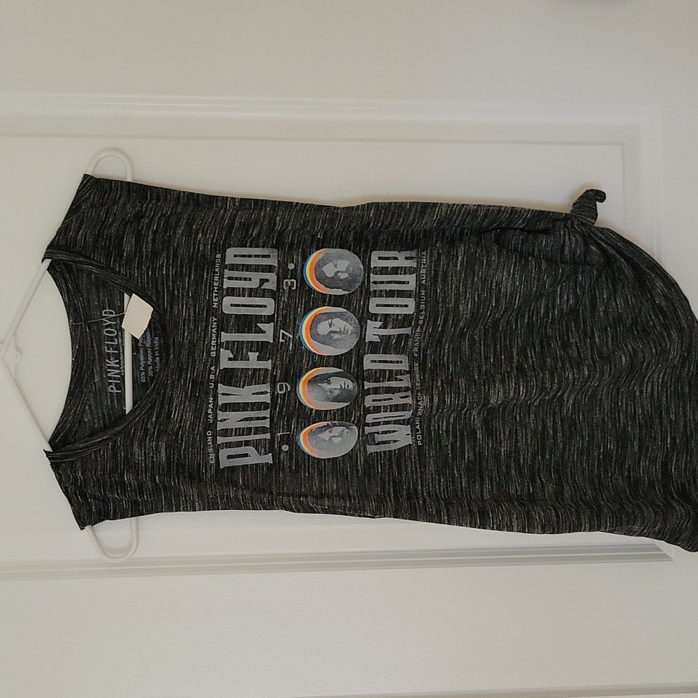 NWT Pink Floyd World Tour Tank Size Large